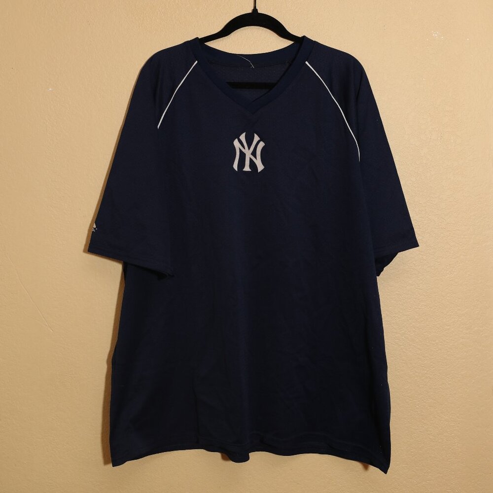 Vintage 1990s New York Yankees Majestic Baseball Mesh Tee Shirt (XL)